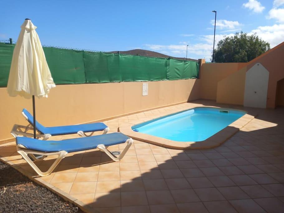 Villa Aloe Vera With Pool And 3 Bedrooms コラレホ エクステリア 写真